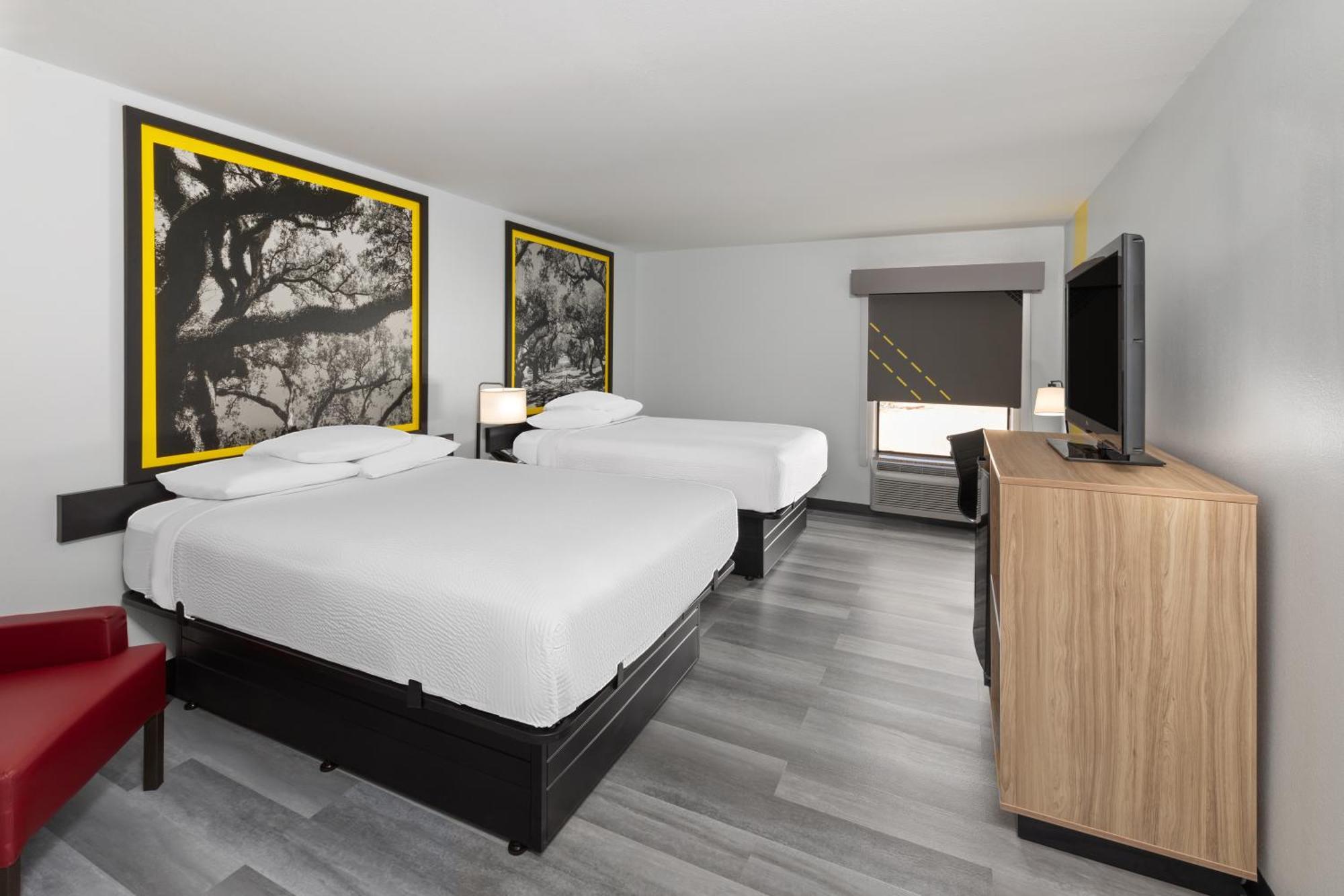 ホテル Super 8 By Wyndham Alexandria La エクステリア 写真